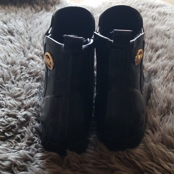 Michael Kors short rain boots - Picture 5 of 8